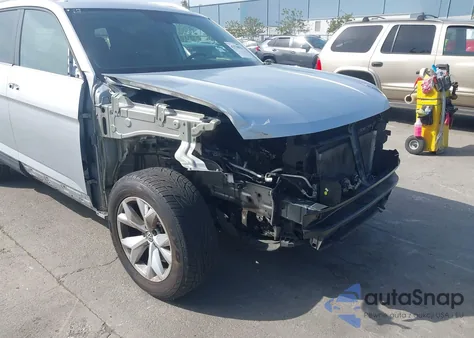 2018 Volkswagen Atlas 3.6L V6 Se из США, поврежденный, VIN 1V2KR2CA4JC574338